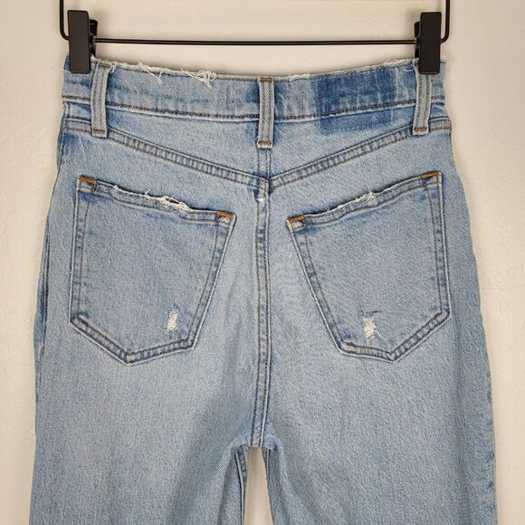 Abercrombie & Fitch Size 25S The 90s Straight Ultra High Rise Jeans Side Slits - Picture 7 of 13